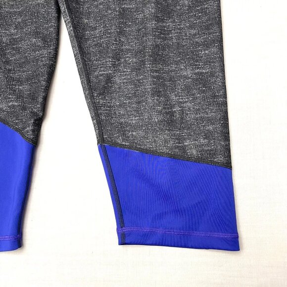 Women's Adidas Gray Blue Athletic leggings Size XL - Picture 5 of 5